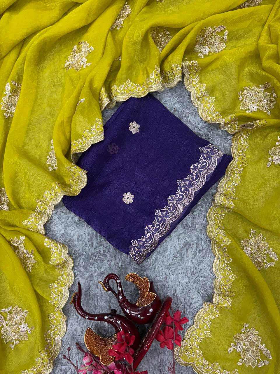 Women's Radiant Lime Yellow Organza Saree with Intricate Gold Zari Embroidery & Scalloped Border – Complete with Blouse Piece for Festive & Party Wear - Image 4